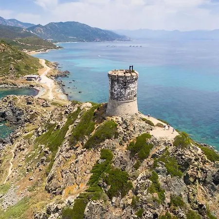 Grand T2 Cours Napoleon A * Ajaccio (Corsica)