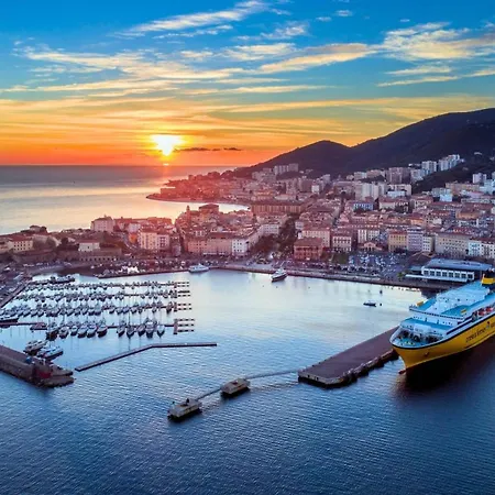 Grand T2 Cours Napoleon A * 아작시오