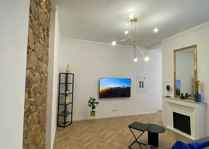 Lägenhet Grand T2 Cours Napoleon A *